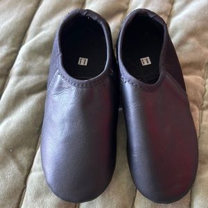 Leather Slip On Jazz Shoe for Girls Boys 8.5 Black